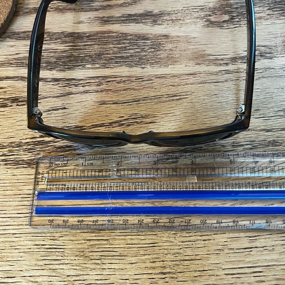 Rayban Wayfarer Sunglasses - Picture 7 of 7